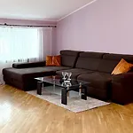 Rynok Square إلفيف